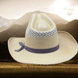 Armadillo “Dillers” Cowgirl Hat. Century 21 Apparrel Limited. Winnipeg. Size M